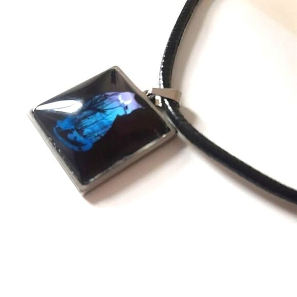 Cat Silhouette Hand Crafted Stainless Steel Charm Leather Adjustable Necklace - Picture 2 of 10